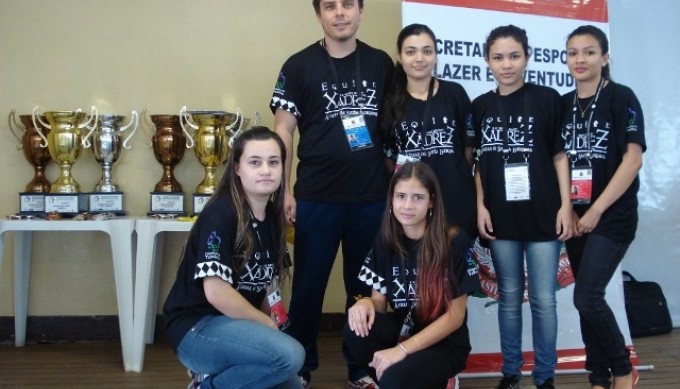 Paulo Delício está entre as melhores escolas no torneio de xadrez